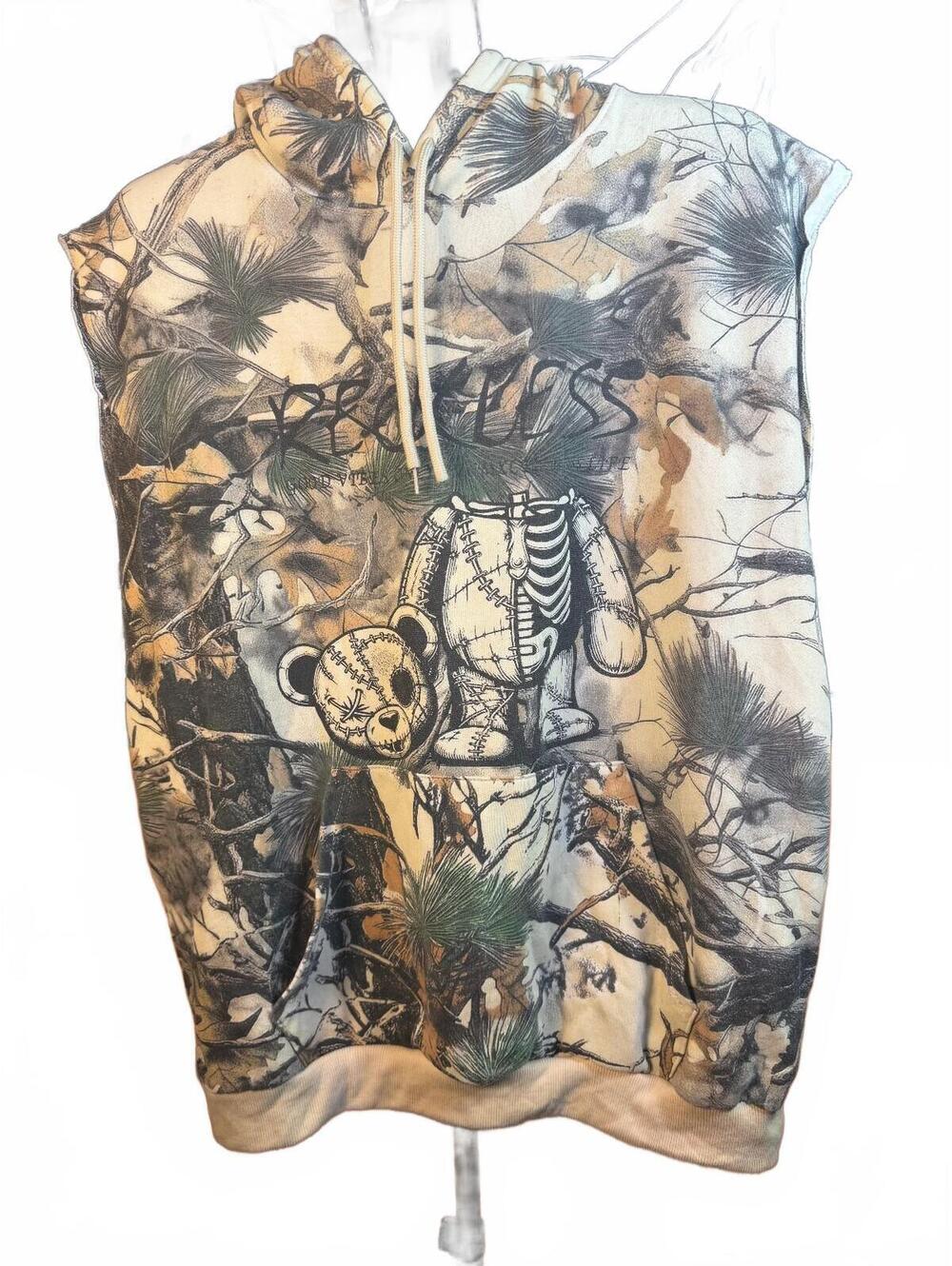 Fresh Laundry sz XL Sleeveless Hoodie with Teddy Bear Skeleton Print Real tree